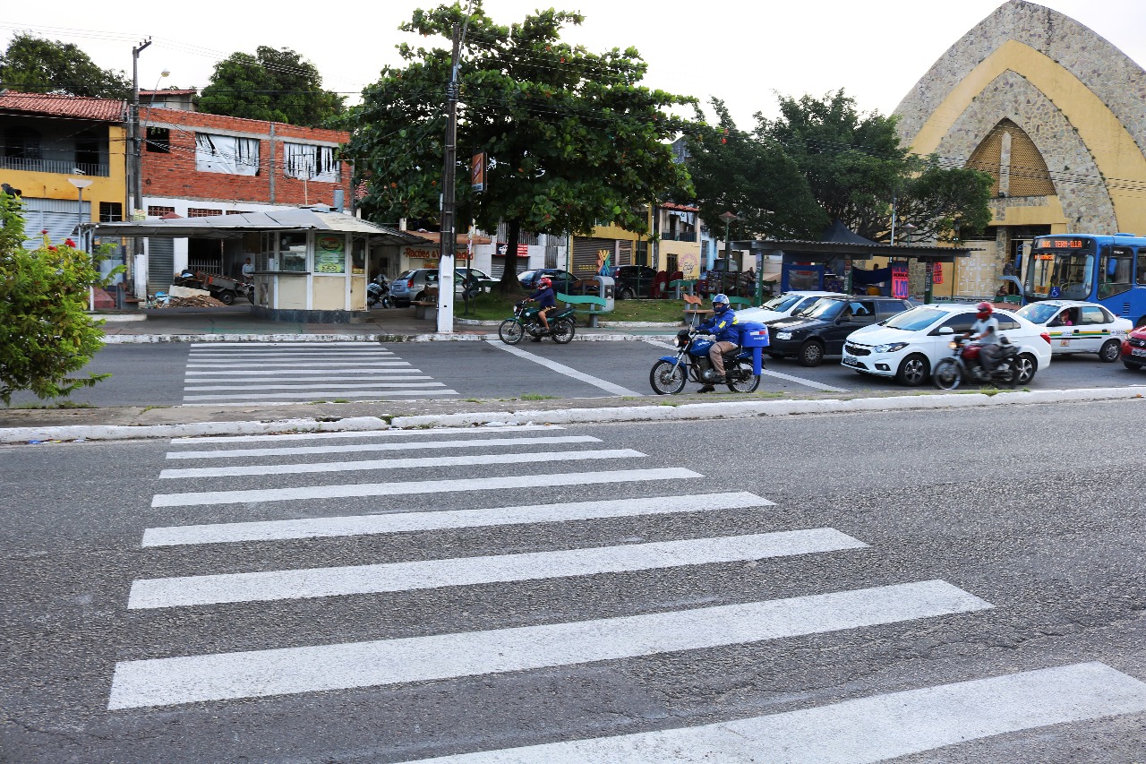 SMTT revitaliza sinalização horizontal da avenida Maracaju - SMTT Aracaju
